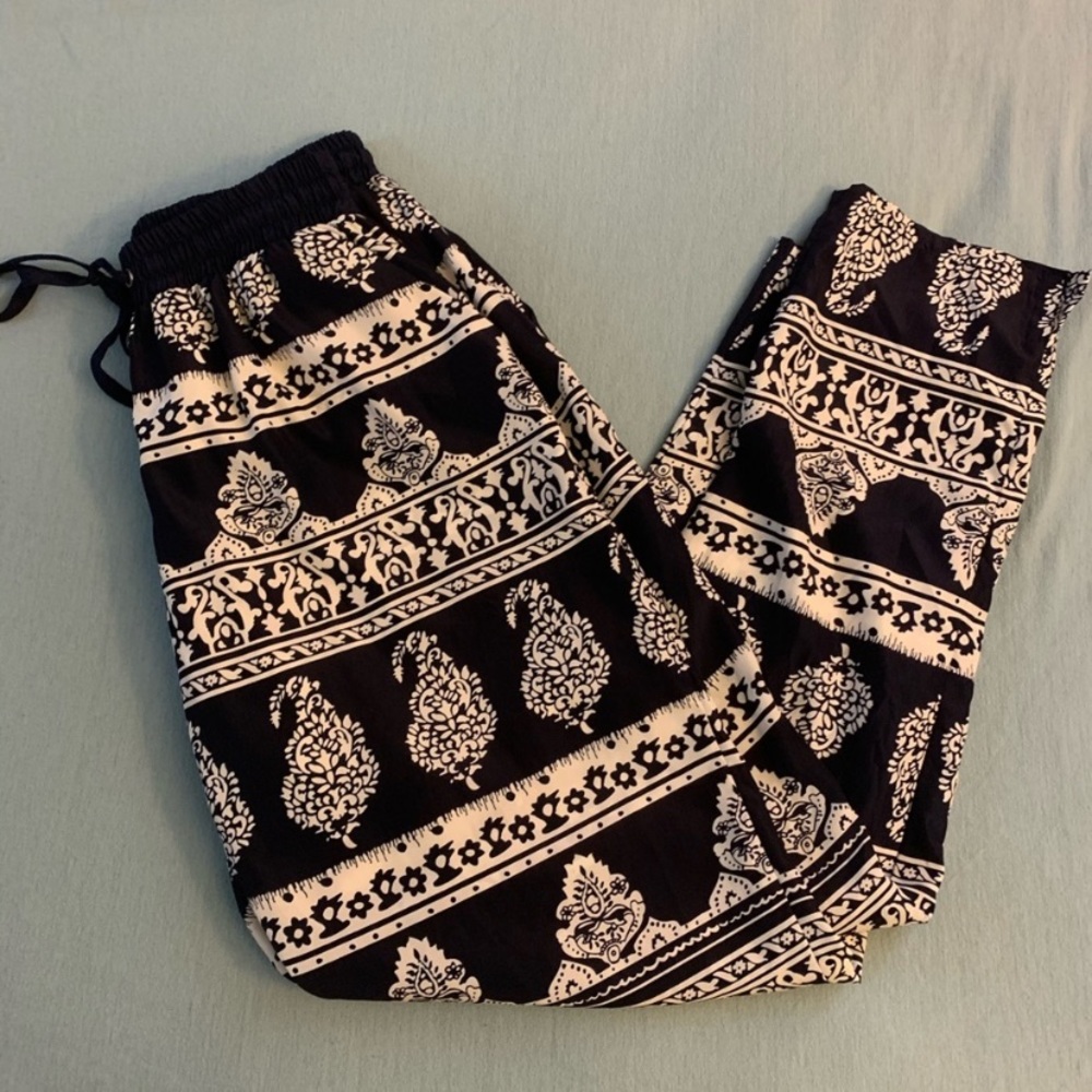 True Navy Pattern Jogger Pants - image 5